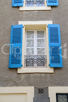 Villefranche-de-Conflent window