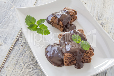 Brownies with chocolate sauce