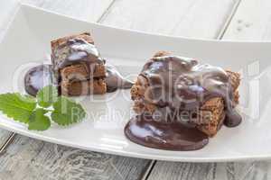Brownies with chocolate sauce