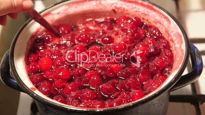 Homemade sweet cherry jam recipe