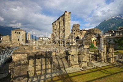 Aosta roemisches Theater - Aosta roman theatre 01