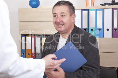Doctor discussed with the commercial chief