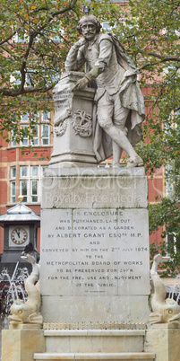 Shakespeare statue