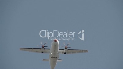 Slow motion of an airplane s propeller