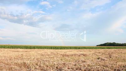 Landschaft mit Regenbogen, Zoomeffekt, Zeitraffer