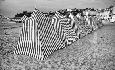Blue and White striped beach huts,dinard,beach - Brittany, Franc