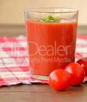 frischer Tomatensaft