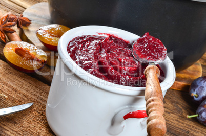 Plum puree