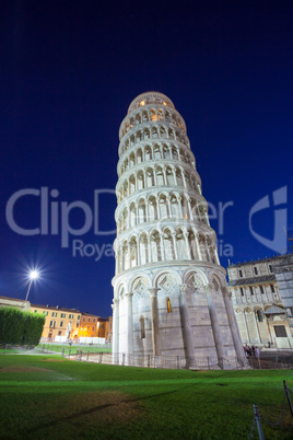 Pisa leaning tower at dawn