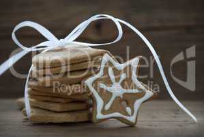 Christmas Cookies with white Ribbon
