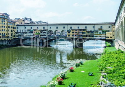 Old Bridge and Arno river on a beautiful summer day - Florence,