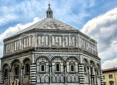 Wonderful architecture and sky colors in Piazza del Duomo - Fire