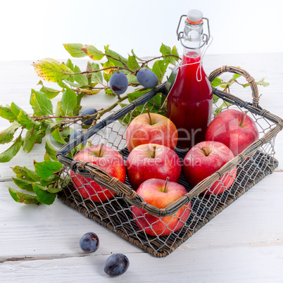 apple plums juice