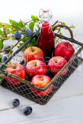 apple plums juice