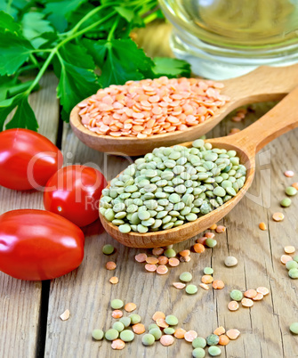 Lentils red and green with tomato and parsley