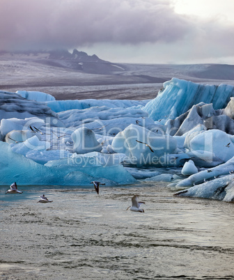 Sunset at the famous glacier lagoon at Jokulsarlon - Iceland