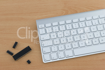 Tastatur mit Computer Chips