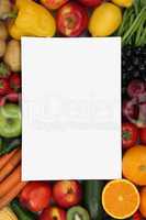Einkaufszettel mit Obst, Früchte, Gemüse und Textfreiraum
