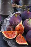 fresh figs