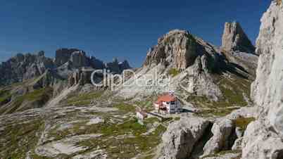 pan valley to mountain refuge Locatelli 11501