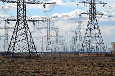 Electrical transmission towers