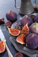 fresh figs