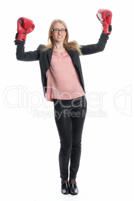 Geschäftsfrau mit Boxhandschuhen