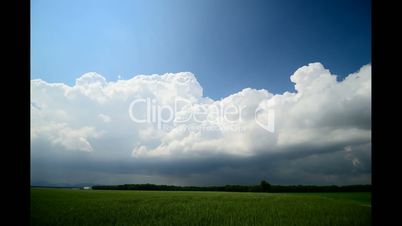 grosse weisse wolken zeitraffer