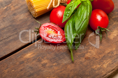 Italian spaghetti pasta tomato and basil