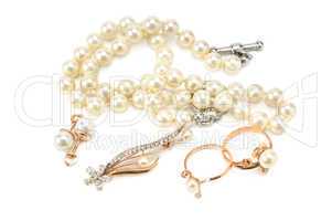 pearl jewelry isolated on white background
