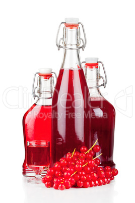 Ripe red currants and syrup