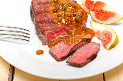 green peppercorn beef filet mignon