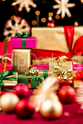 Unicolored Xmas Presents Between Baubles and Stars