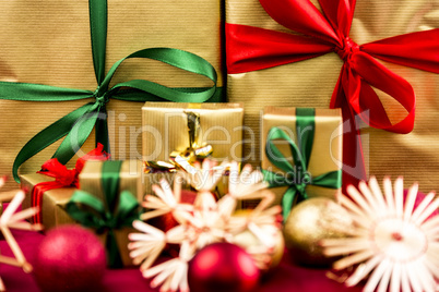 Six Xmas Gifts in Golden Wrapping