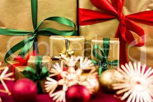 Six Xmas Gifts in Golden Wrapping