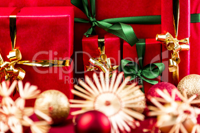 Five Red Xmas Gifts with Bows