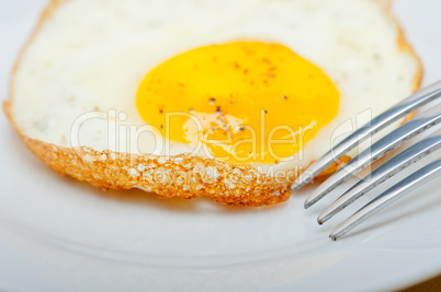 egg sunny side up