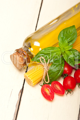 Italian spaghetti pasta tomato and basil