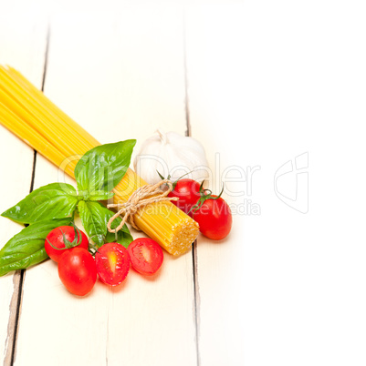 Italian spaghetti pasta tomato and basil