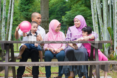 Muslim family lifestyle