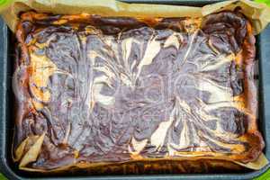 Fresh baked marble cheese cake with chocolate