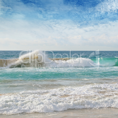 sea, sand beach and blue sky