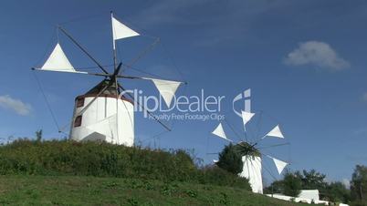 Portugiesische und griechische Windmühle