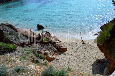 kleiner einsamer Strand