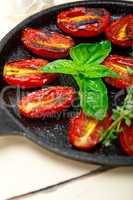 baked cherry tomatoes with basil anf thyme