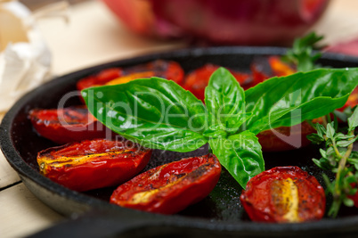 baked cherry tomatoes with basil anf thyme