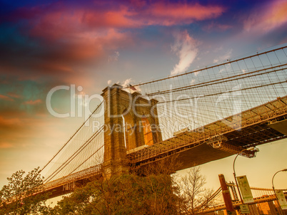 The Brooklyn Bridge at sunset as seen from Brooklyn streets - Ne
