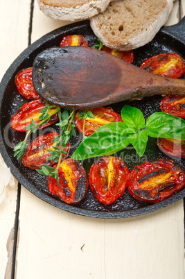 baked cherry tomatoes with basil and thyme