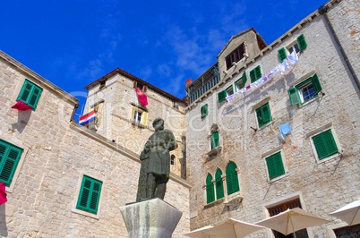 Sibenik Dalmatinac Denkmal - Sibenik Dalmatinac monument 01