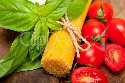 Italian spaghetti pasta tomato and basil